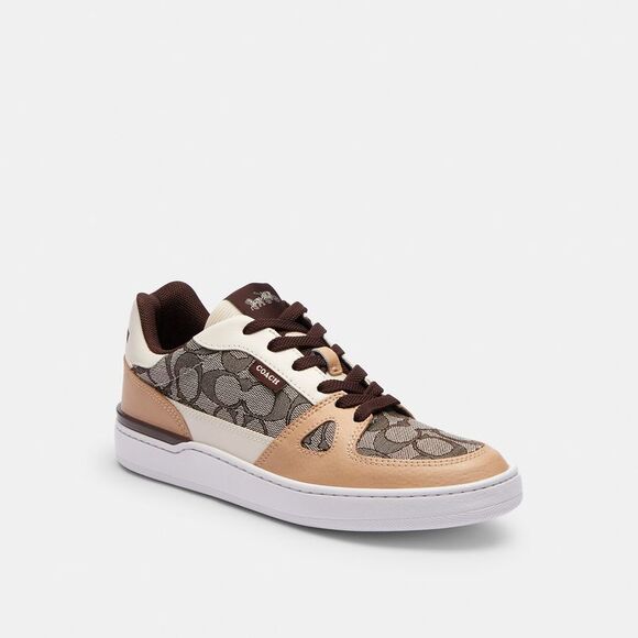 NWT Coach Outlet Clip Low Top Sneaker In Signature Jacquard - Picture 1 of 6